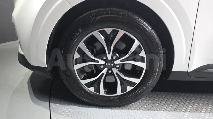 Kia Carnival 2023 — 5