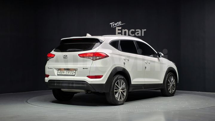 Hyundai Tucson 2016 — 2