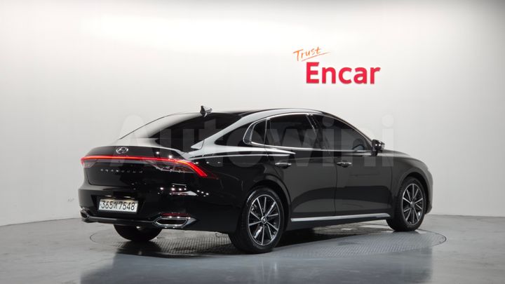 Hyundai Grandeur 2022 — 2