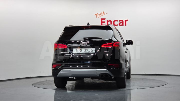 Hyundai SantaFe 2016 — 4