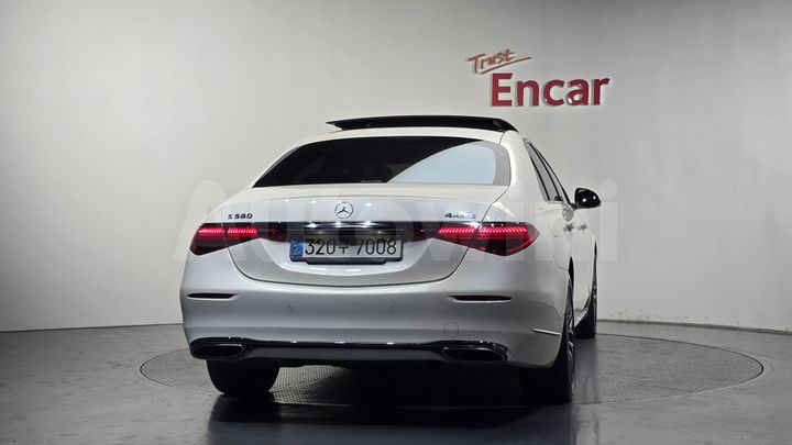 Mercedes Benz S Class 2022 — 4