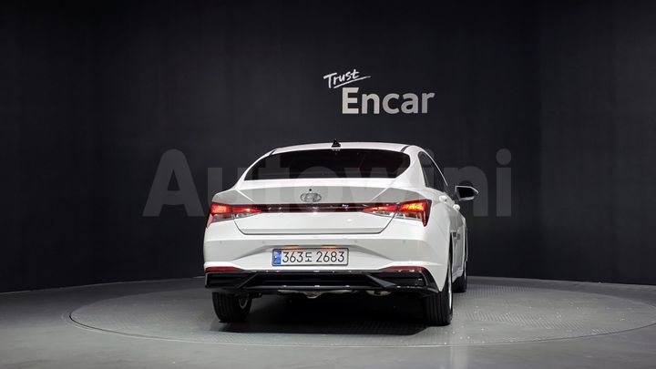Hyundai Avante 2023 — 4