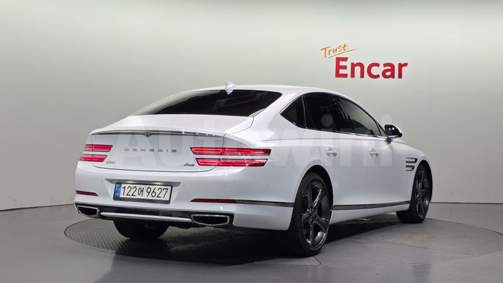 Genesis G80 2022 — 2