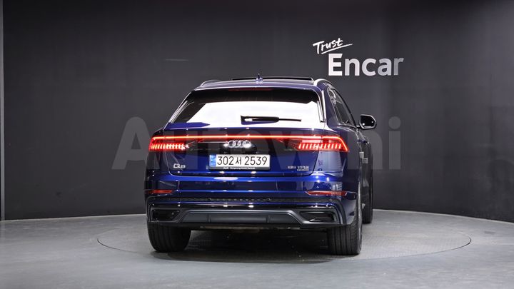 Audi Q8 2022 — 4