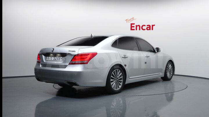 Hyundai Equus 2013 — 2