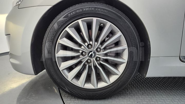 Hyundai Equus 2013 — 5