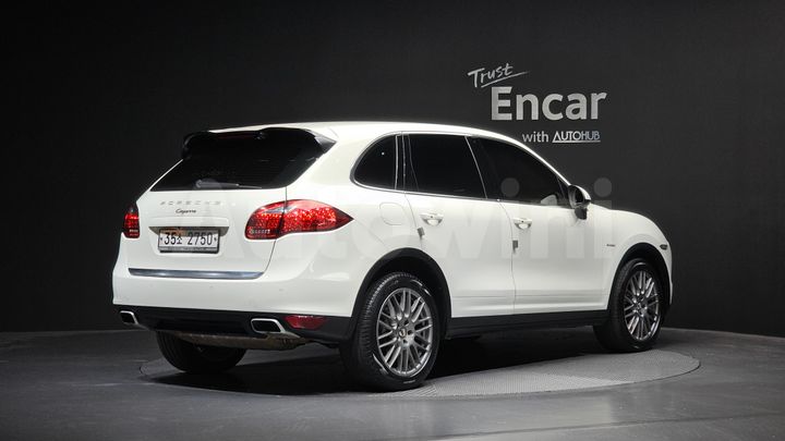 Porsche Cayenne 2011 — 2