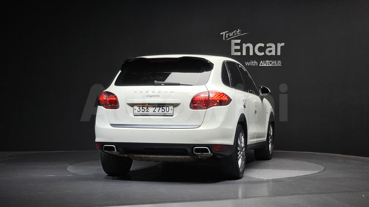 Porsche Cayenne 2011 — 4