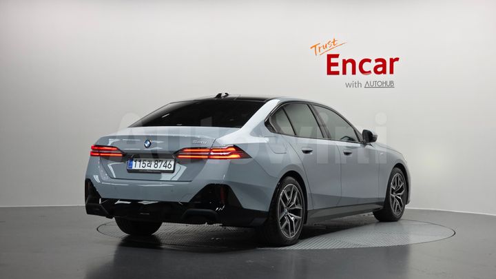 BMW 5 Series 2025 — 2