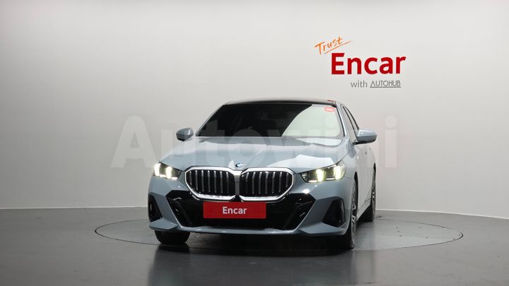 BMW 5 Series 2025 — 3