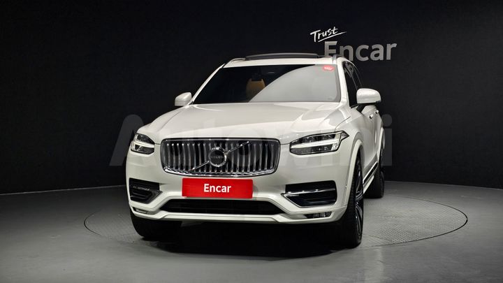 Volvo XC90 2023 — 3