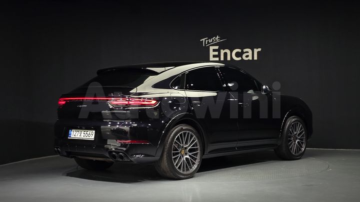 Porsche Cayenne 2021 — 2