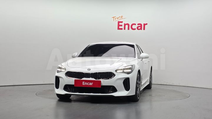 Kia Stinger 2021 — 3