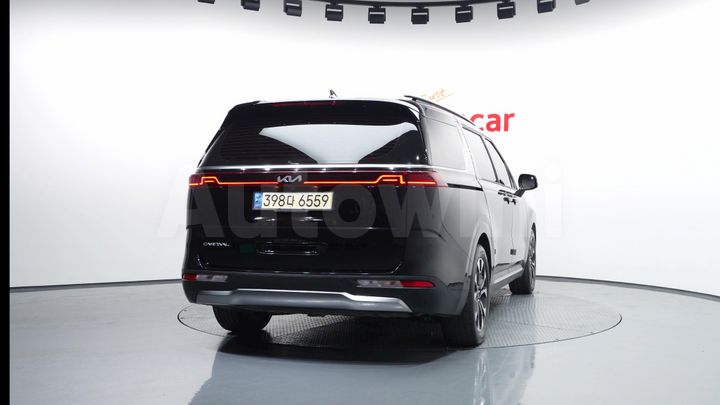 Kia Carnival 2023 — 4