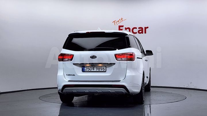 Kia Carnival 2018 — 4