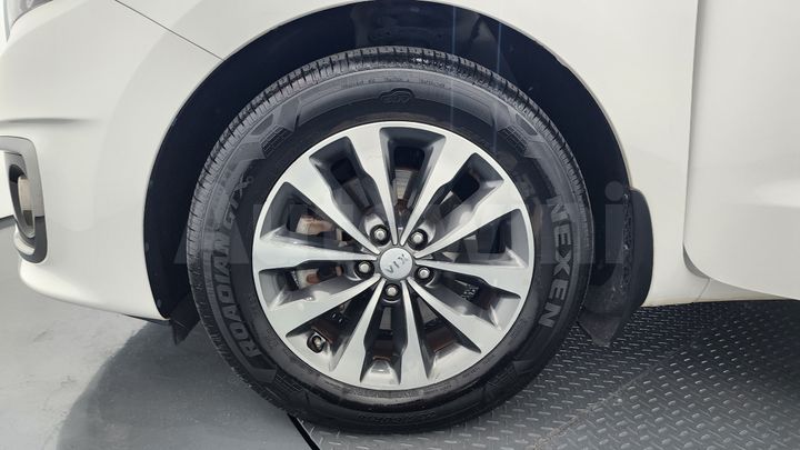 Kia Carnival 2018 — 5