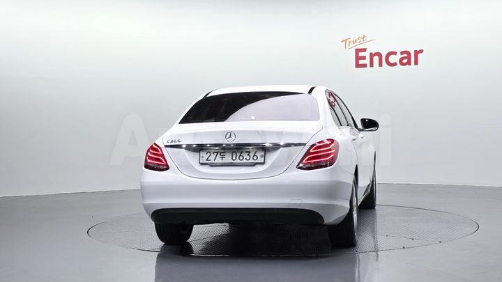 Mercedes-Benz C Class 2016 — 4
