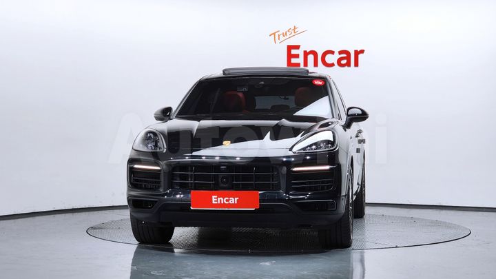 Porsche Cayenne 2023 — 3