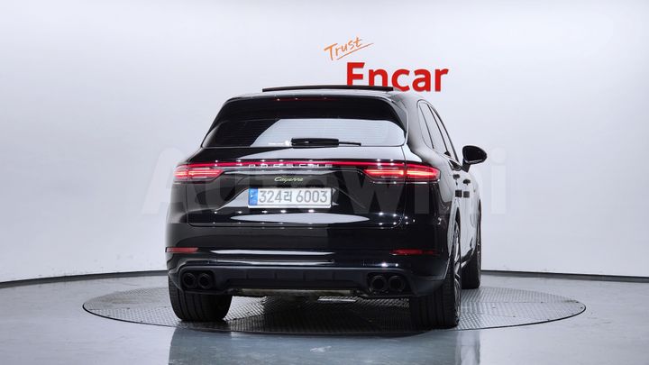 Porsche Cayenne 2023 — 4