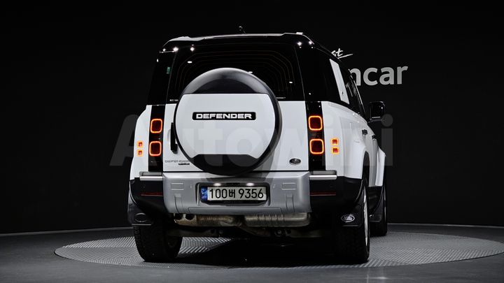 Land Rover Defender 2020 — 4