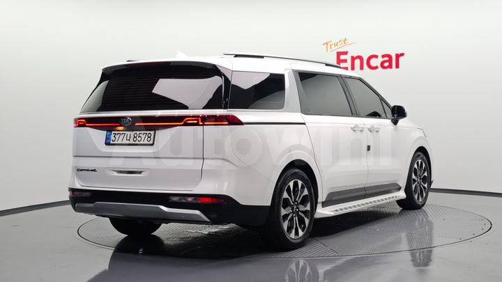 Kia Carnival 2021 — 2