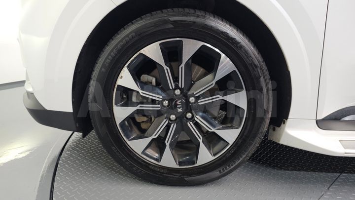 Kia Carnival 2021 — 5