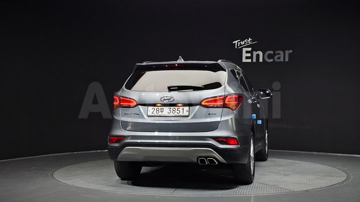 Hyundai SantaFe 2018 — 4