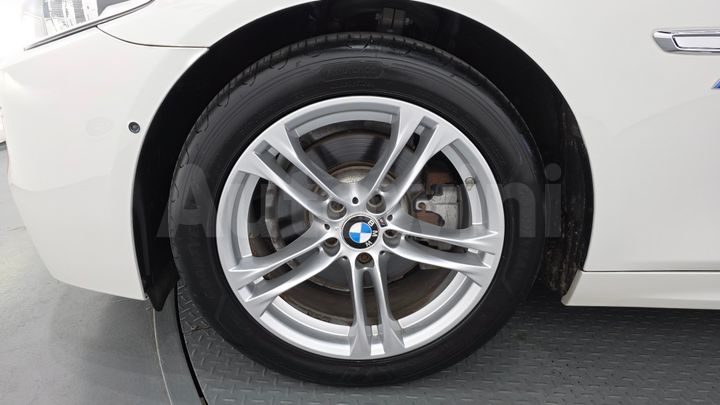 BMW 5 Series 2016 — 5