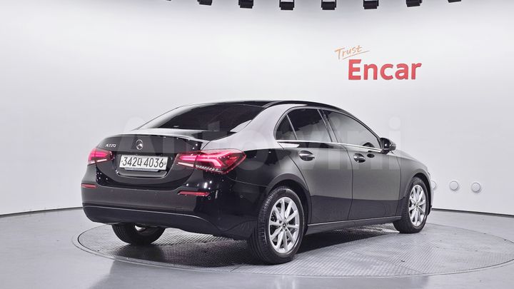 Mercedes-Benz A Class 2020 — 2