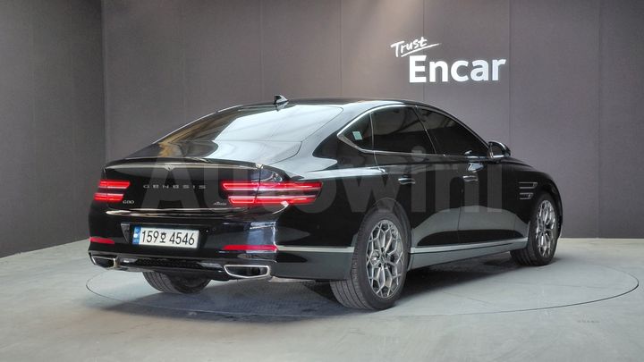 Genesis G80 2022 — 2