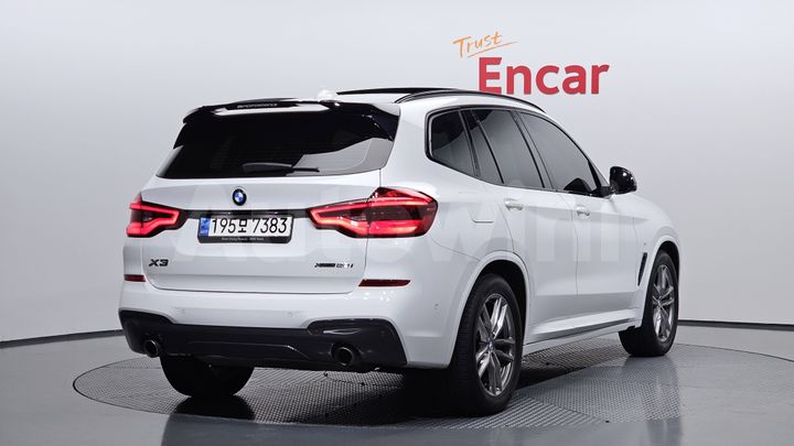 BMW X3 2021 — 2