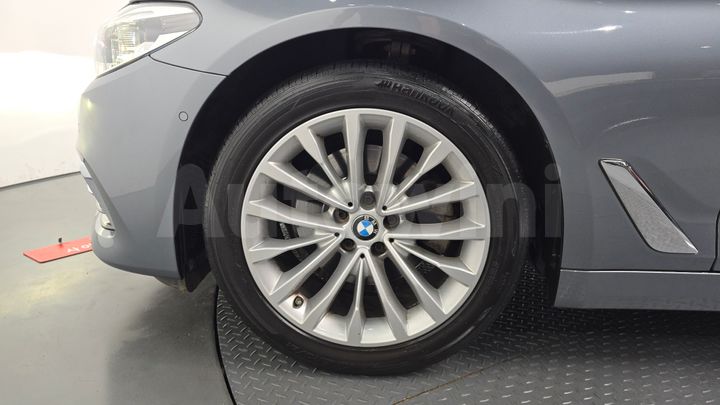 BMW 5 Series 2019 — 4