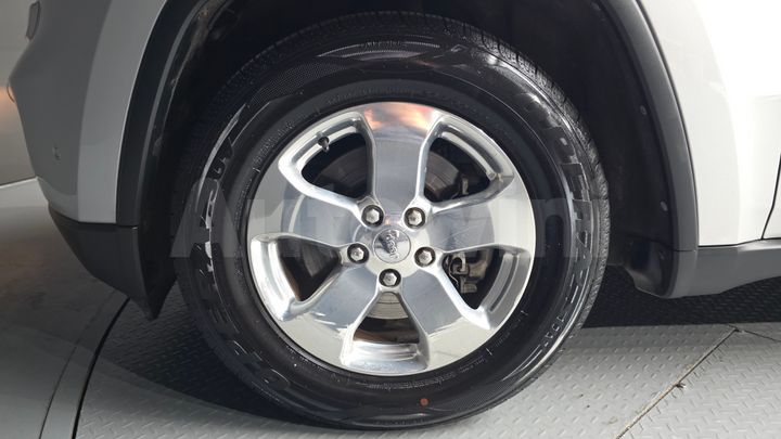 Jeep Cherokee 2011 — 5