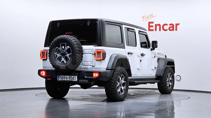 Jeep Wrangler 2023 — 2
