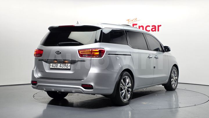 Kia Carnival 2019 — 2