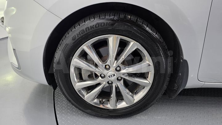 Kia Carnival 2019 — 5