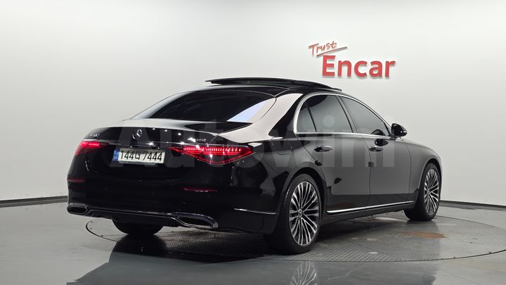 Mercedes Benz S Class 2022 — 2