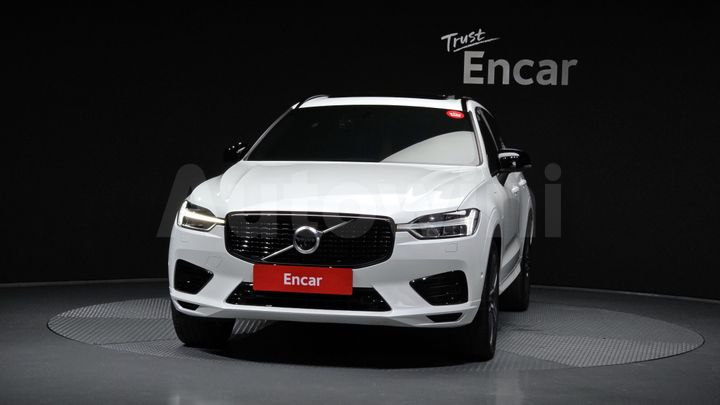 Volvo XC60 2021 — 3