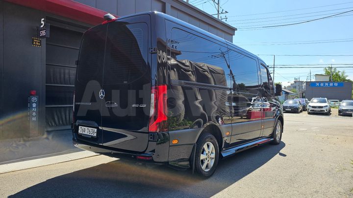 Mercedes Benz Sprinter