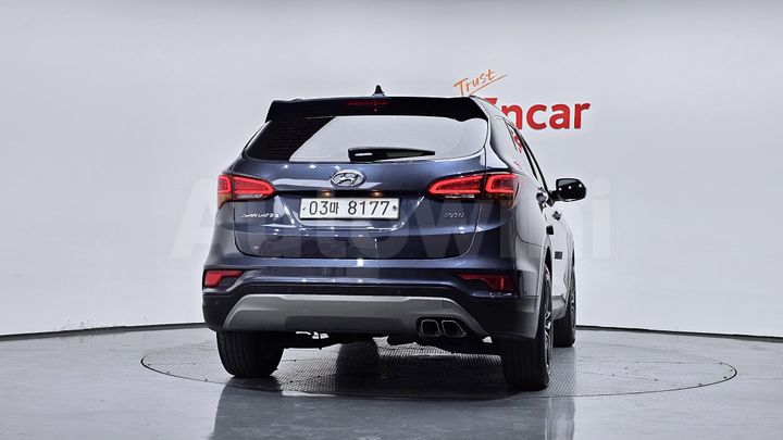 Hyundai SantaFe 2018 — 4