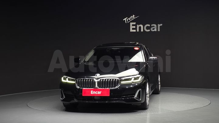 BMW 5 Series 2022 — 3