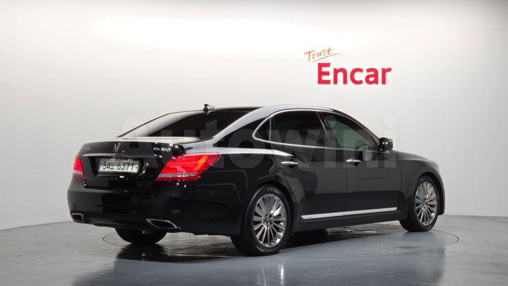 Hyundai Equus 2013 — 2