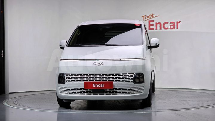 Hyundai Staria 2023 — 4