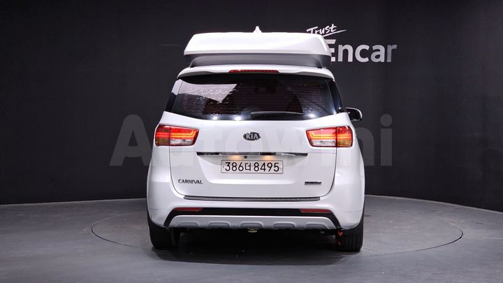 Kia Carnival 2017 — 4