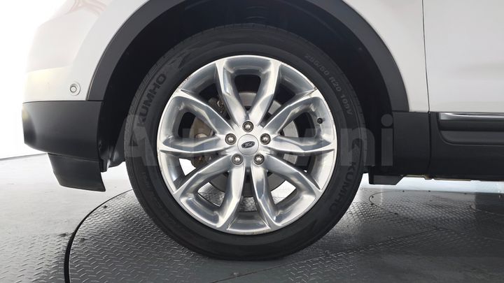 Ford Explorer 2015 — 4