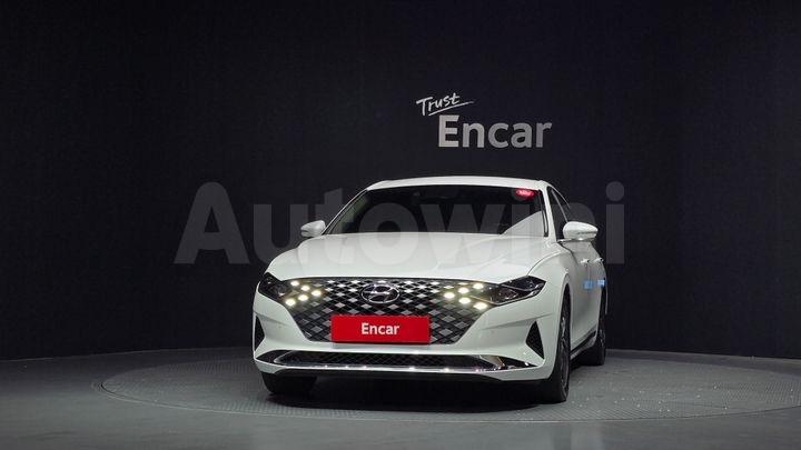 Hyundai Grandeur 2022 — 3