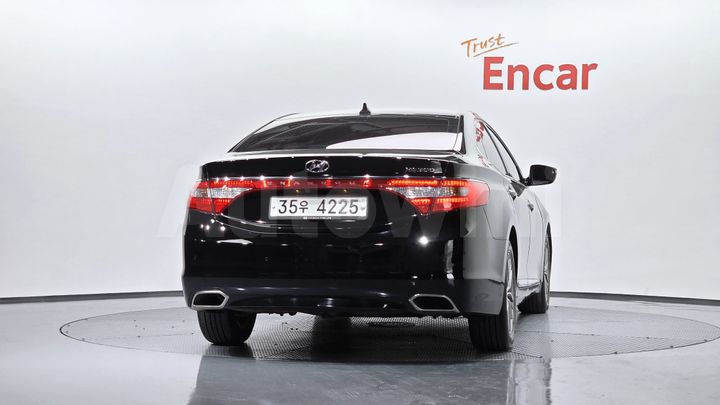 Hyundai Grandeur 2015 — 3