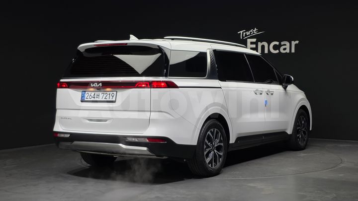 Kia Carnival 2022 — 2
