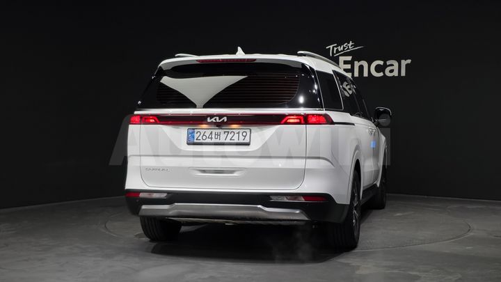 Kia Carnival 2022 — 4