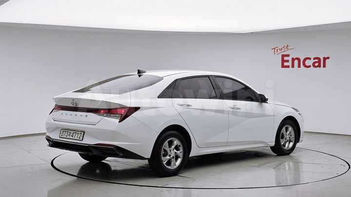 Hyundai Avante 2021 — 2